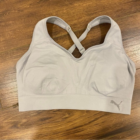 Puma sports bra - Picture 1 of 7